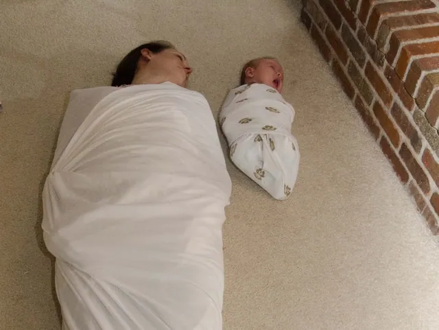 Carte meme Adult Swaddling
