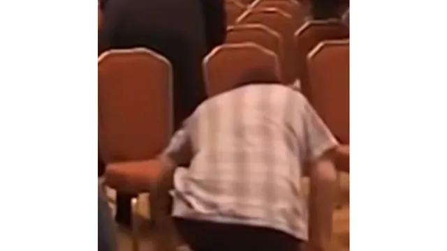 Carte meme AGDQ Chair Sniffer