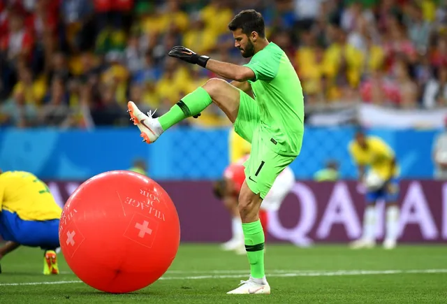 Carte meme Alisson Pops World Cup Balloon