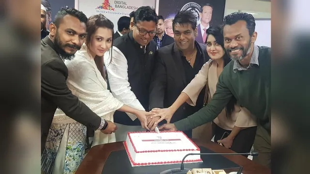 Bangladeshi Cake Cutting meme card