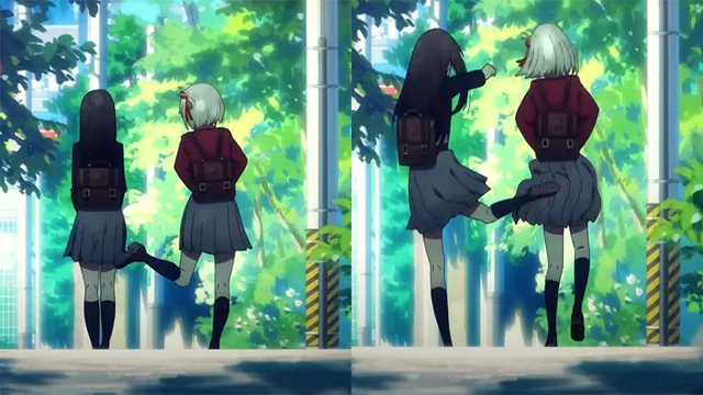 Carte meme Chisato and Takina Kicking Each Other’s Butt