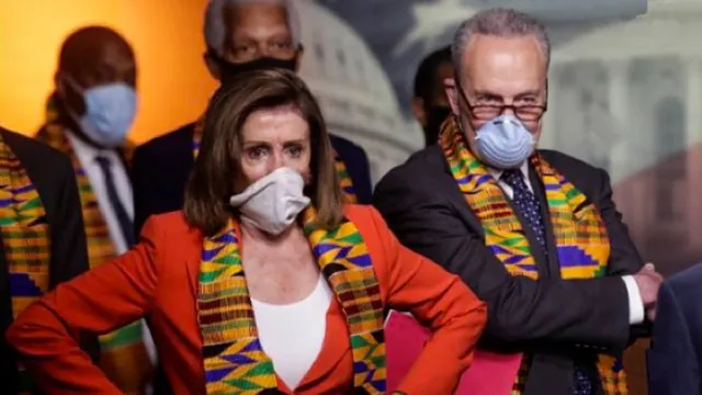Carte meme Democrats Wearing Kente Cloth