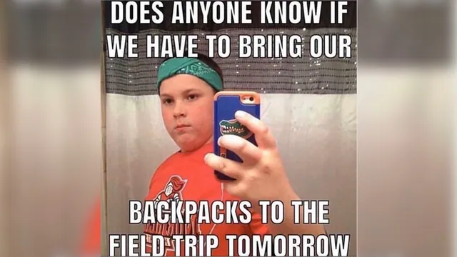 Carte meme Does Anyone Know If We Have To X Tomorrow