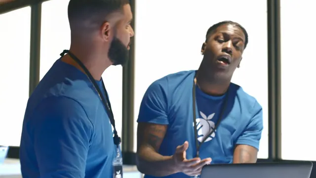 Carte meme Drake Helps Lil Yachty With the Laptop