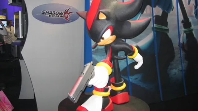Carte meme E3 2005 Shadow the Hedgehog Statue