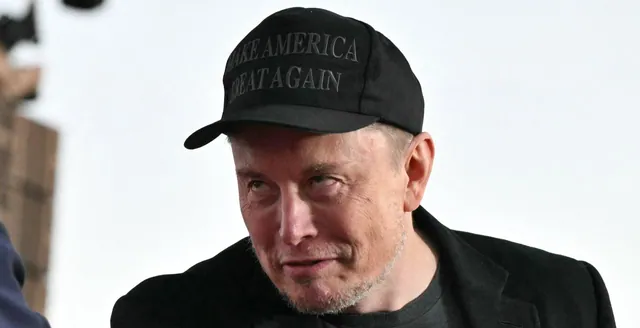 Carte meme Elon Musk Kubrick Stare