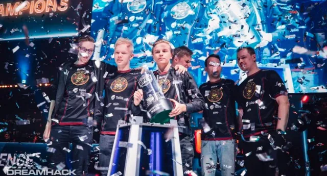 Carte meme EZ4ENCE