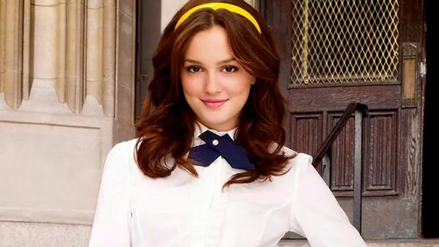 Gossip Girl Title Remixes / Go Piss Girl meme card