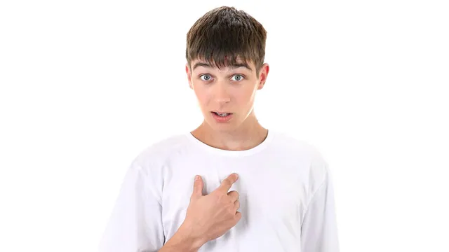 Carte meme Guy Pointing at Himself