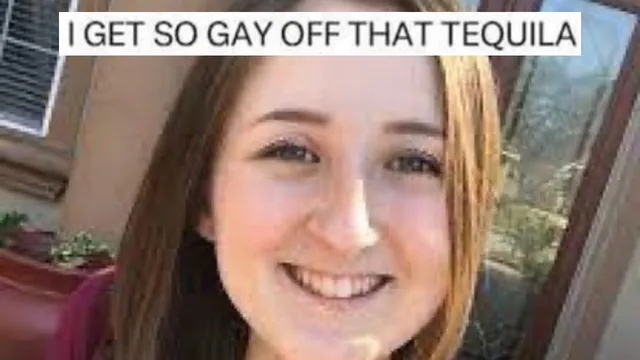 Carte meme I Get So Gay Off That Tequila