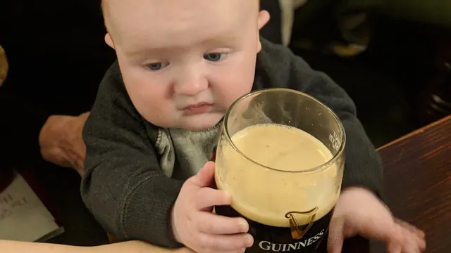 Carte meme Irish Guinness Baby