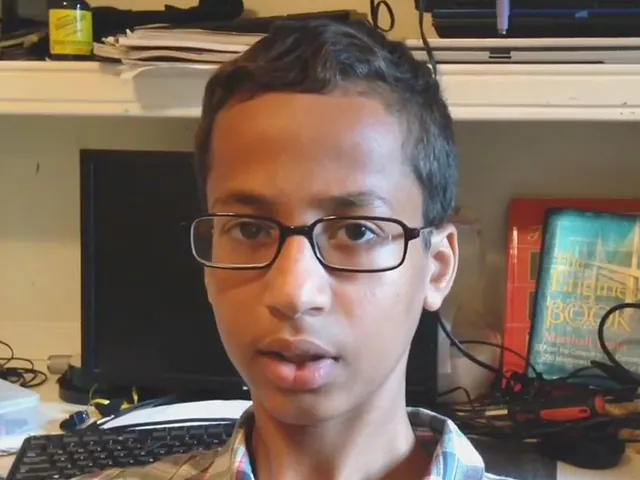 #IStandWithAhmed meme card