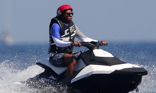 Carte meme Jay-Z On a Jet-ski