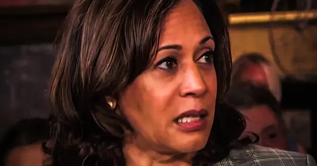 Carte meme Kamala Harris’ Student Debt Forgiveness Plan