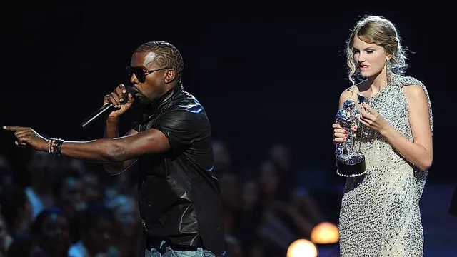 Kanye Interrupts / Imma Let You Finish meme card