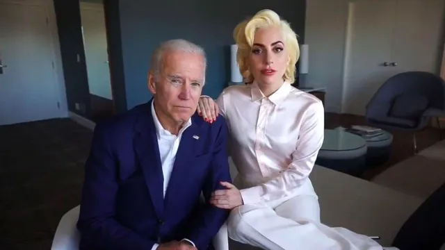 Carte meme Lady Gaga and Joe Biden Couple Picture