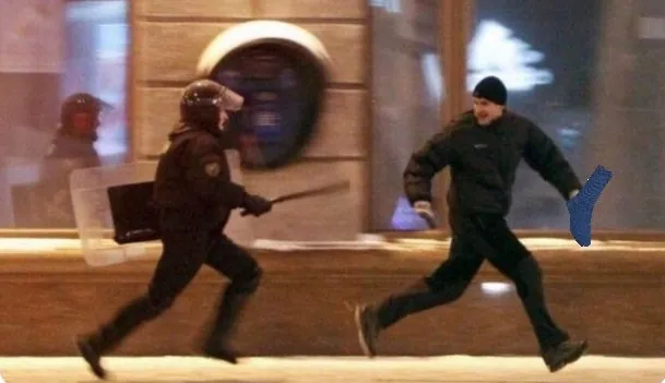 Me Running Away From Area 51 meme card