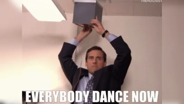 Michael Scott With Speaker "Everybody Dance Now" meme card