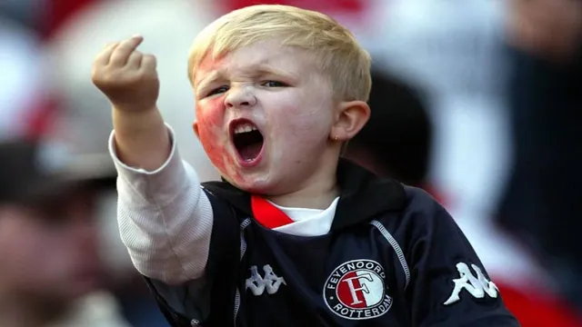 Carte meme Middle Finger Kid