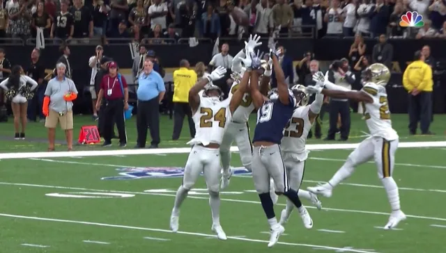 Carte meme New Orleans Saints Defending Amari Cooper