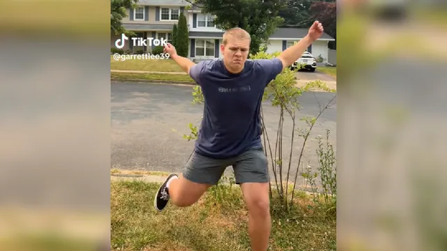 Carte meme Pinegrove Shuffle