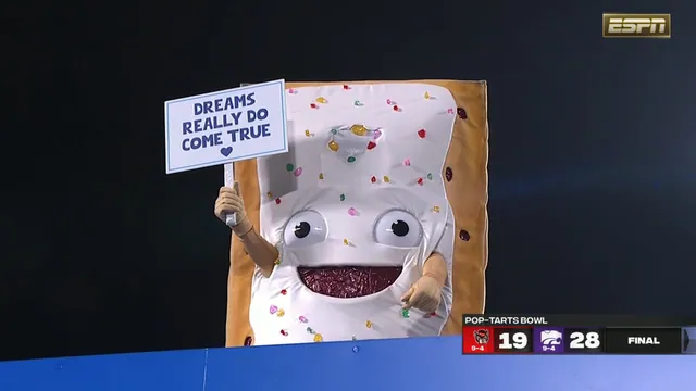 Carte meme Pop-Tarts Bowl Mascot / Pop-Tart Ritual Sacrifice