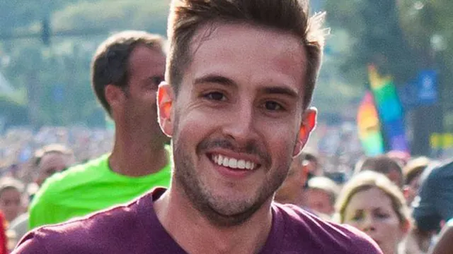 Ridiculously Photogenic Guy meme card