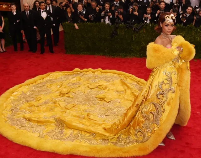 Rihanna's Met Gala Dress meme card
