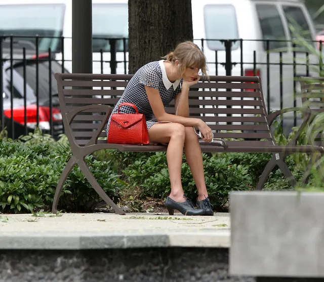 Sad Taylor Swift meme card