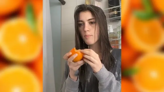 Carte meme Shower Orange / Manger des Oranges sous la Douche