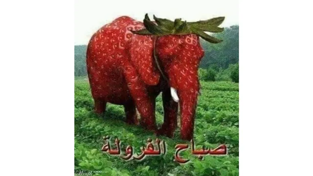 Carte meme Strawberry Elephant