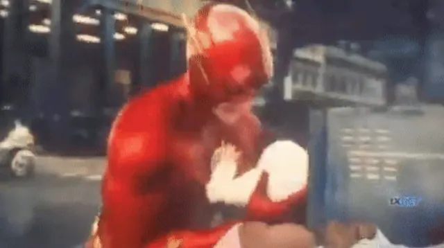 Carte meme The Flash Microwaving a Baby