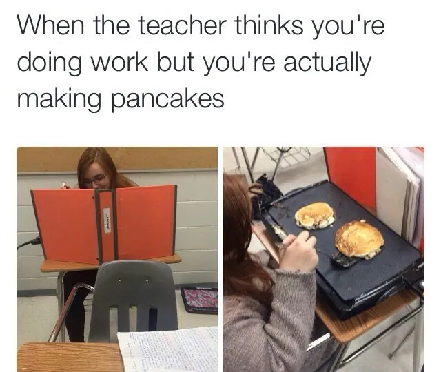 Carte meme When Your Teacher Thinks You’re Studying