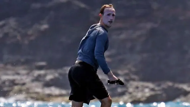 Carte meme White Sunscreen Face Mark Zuckerberg
