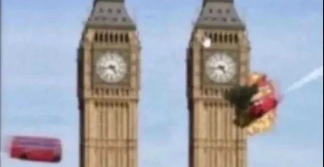 Carte meme Your Majesty, There’s Been A Second Bus