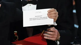 2017 Academy Awards Best Picture Gaffe meme card, common rarity