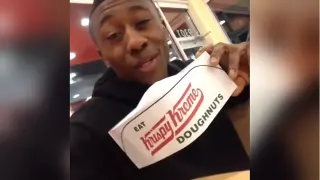 Carte meme Back At It Again at Krispy Kreme, rareté commune