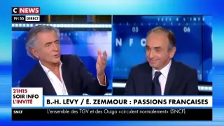 Carte meme BHL chemise blanche, rareté commune