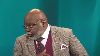 Bishop T.D. Jakes Turning Around GIF meme card, common rarity