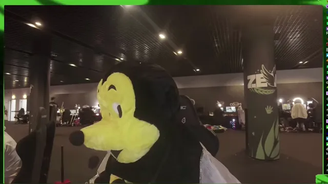 Carte meme Bonjour petite abeille, rareté commune