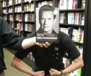Carte meme Bookface, rareté commune