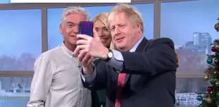 Boris Johnson's "This Morning" Selfie meme card, common rarity