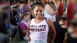Cállate Hetero meme card, common rarity