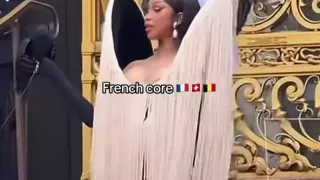 Carte meme Lady in blue, move !, rareté épique