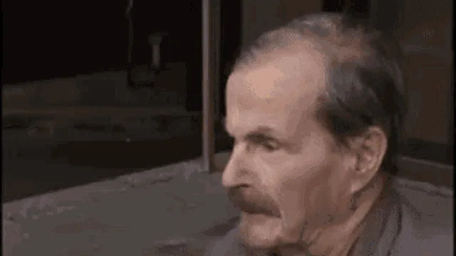 Excepté une fois au chalet meme card, rare rarity