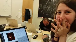 Carte meme Excited Katie Bouman, rareté commune
