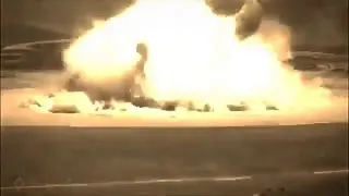 Carte meme Explosion Meme, rareté commune