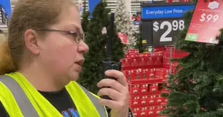 Carte meme Gail Lewis, Walmart Associate, Signing Out, rareté commune