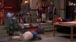 Gibby Falls From Ceiling meme card, common rarity