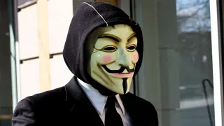 Guy Fawkes Mask meme card, common rarity